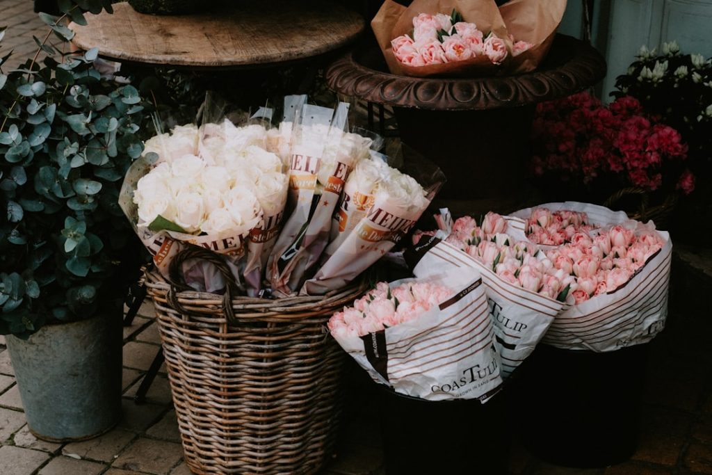 Photo Flowers and chocolates